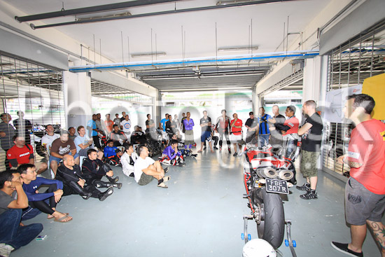 01_101029_00009_RevClubTrackDay