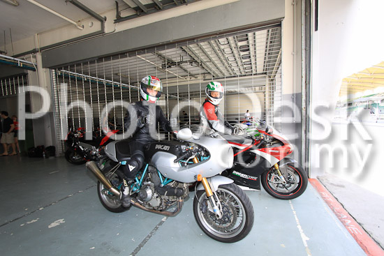 01_101029_00022_RevClubTrackDay