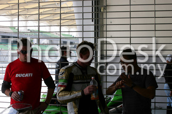 01_101029_00027_RevClubTrackDay