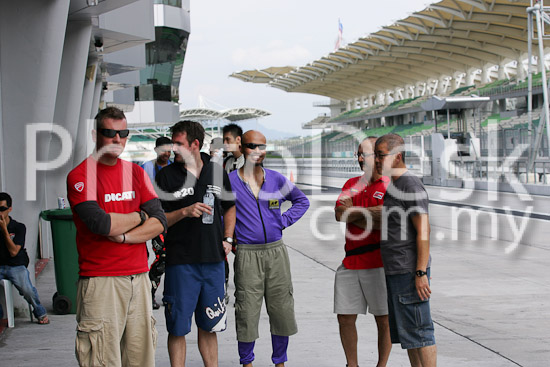 01_101029_00038_RevClubTrackDay