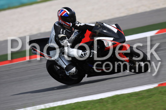 01_101029_00068_RevClubTrackDay