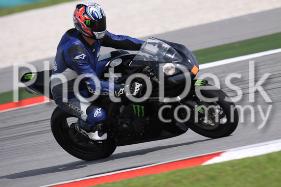 01_101029_00069_RevClubTrackDay