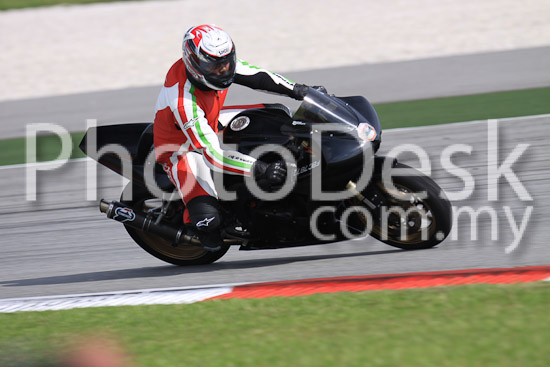 01_101029_00083_RevClubTrackDay