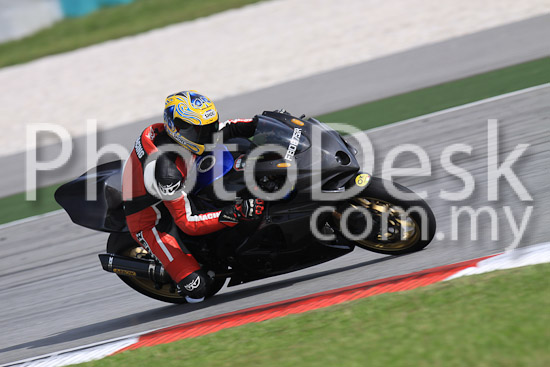 01_101029_00096_RevClubTrackDay