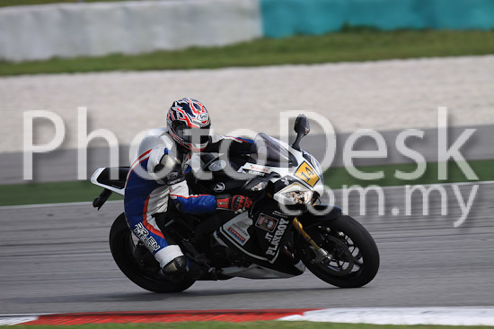 01_101029_00106_RevClubTrackDay