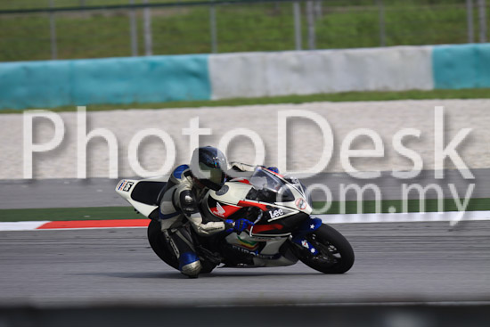 01_101029_00115_RevClubTrackDay