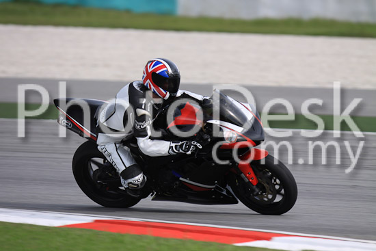 01_101029_00132_RevClubTrackDay