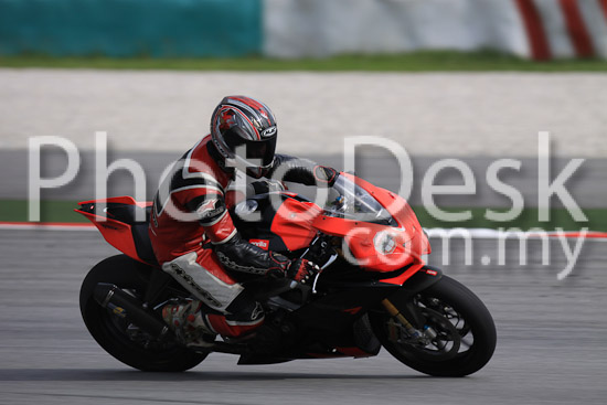 01_101029_00143_RevClubTrackDay