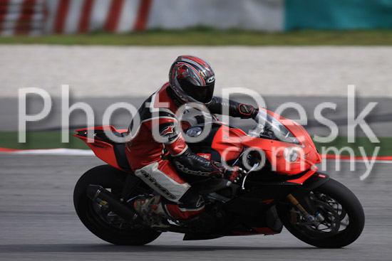 01_101029_00144_RevClubTrackDay