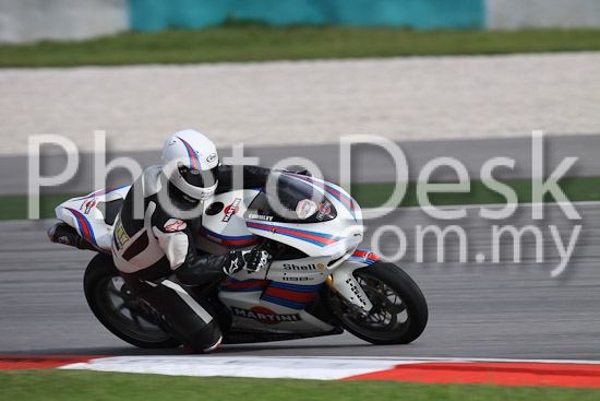 01_101029_00150_RevClubTrackDay