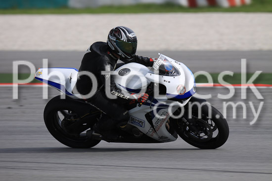 01_101029_00159_RevClubTrackDay