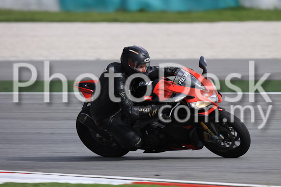 01_101029_00171_RevClubTrackDay