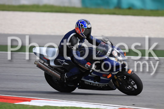 01_101029_00177_RevClubTrackDay