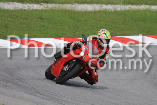 01_101029_00180_RevClubTrackDay