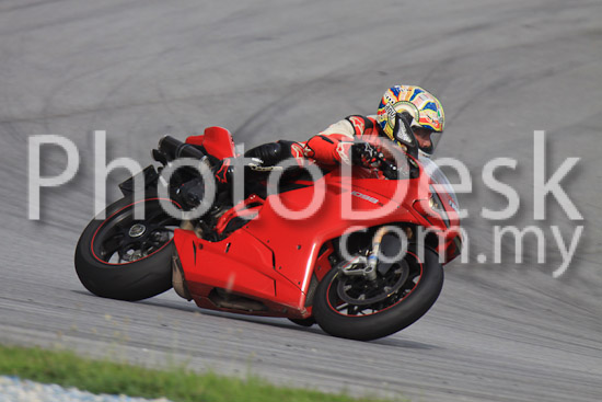 01_101029_00181_RevClubTrackDay
