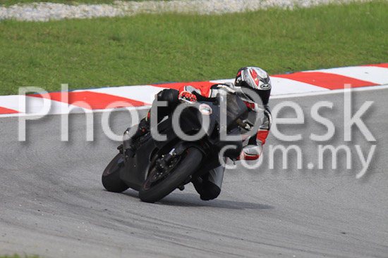 01_101029_00186_RevClubTrackDay