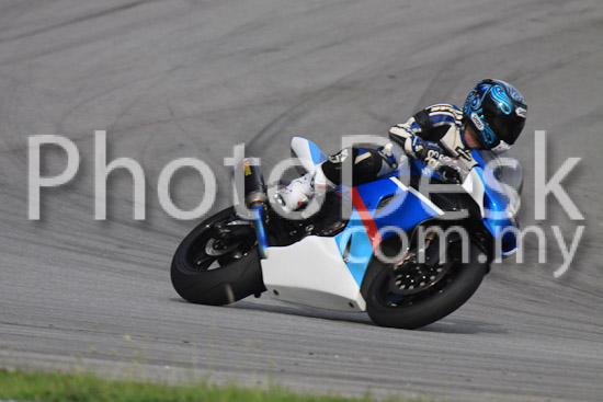 01_101029_00192_RevClubTrackDay