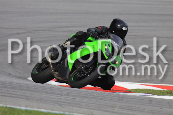 01_101029_00196_RevClubTrackDay