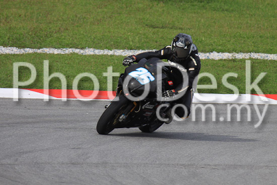 01_101029_00200_RevClubTrackDay