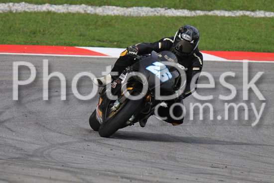 01_101029_00201_RevClubTrackDay