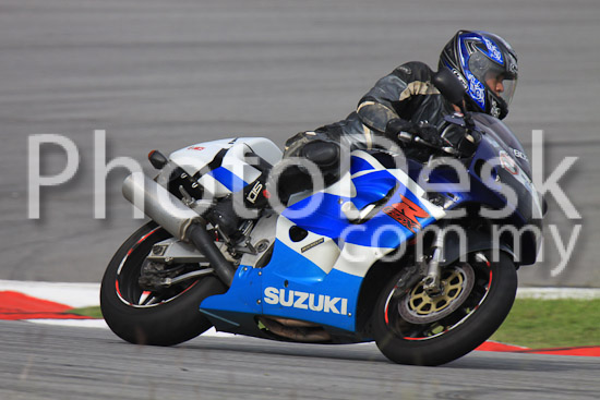 01_101029_00217_RevClubTrackDay