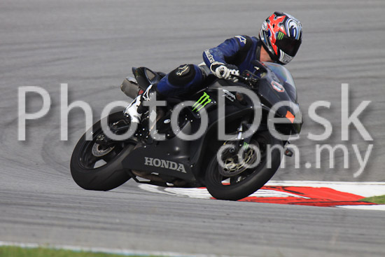 01_101029_00220_RevClubTrackDay