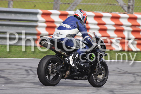 01_101029_00222_RevClubTrackDay