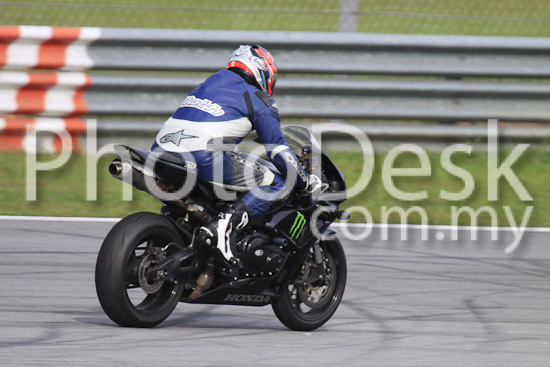 01_101029_00223_RevClubTrackDay