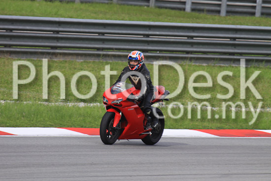 01_101029_00224_RevClubTrackDay