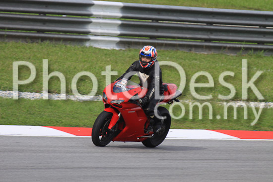01_101029_00225_RevClubTrackDay
