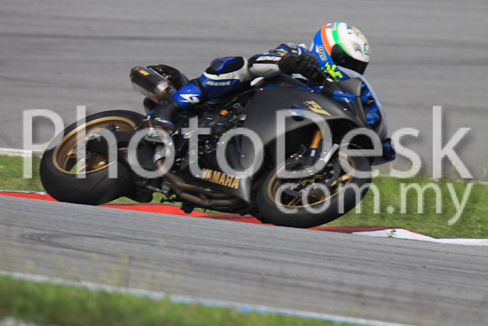 01_101029_00240_RevClubTrackDay