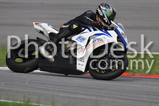 01_101029_00242_RevClubTrackDay