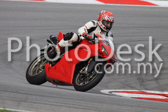 01_101029_00248_RevClubTrackDay