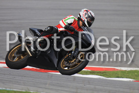 01_101029_00254_RevClubTrackDay