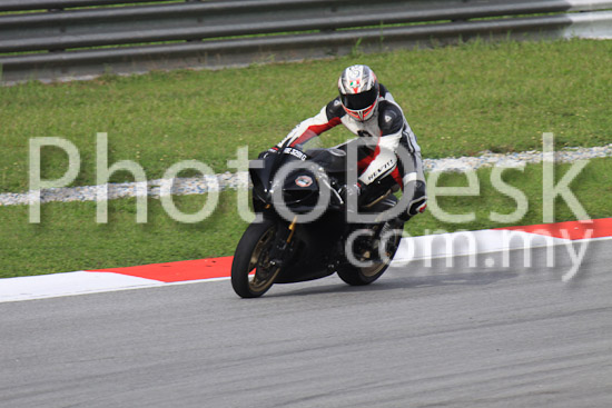 01_101029_00257_RevClubTrackDay