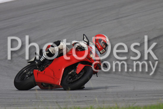 01_101029_00264_RevClubTrackDay