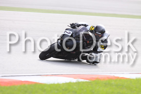 01_101029_00276_RevClubTrackDay
