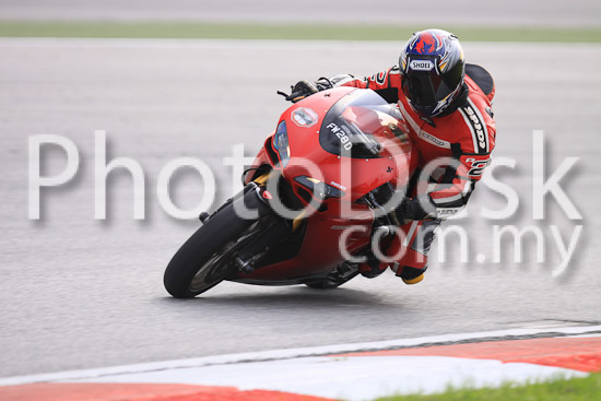 01_101029_00303_RevClubTrackDay