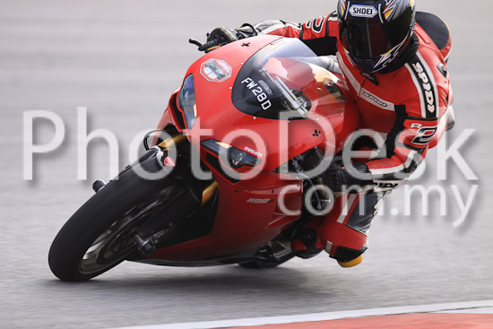 01_101029_00305_RevClubTrackDay