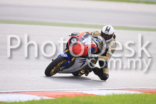 01_101029_00342_RevClubTrackDay