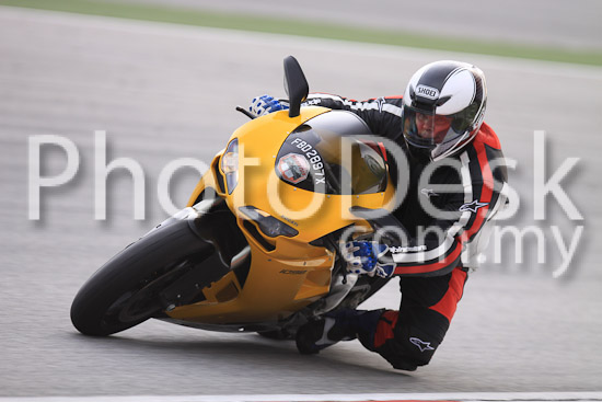 01_101029_00361_RevClubTrackDay