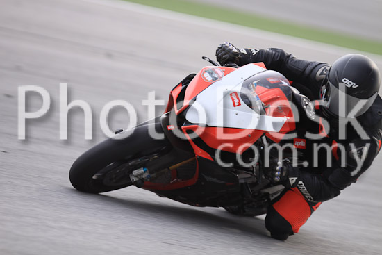 01_101029_00373_RevClubTrackDay