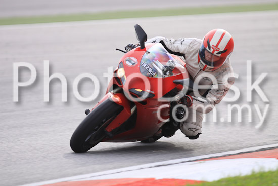 01_101029_00379_RevClubTrackDay