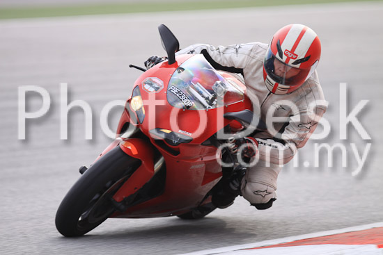 01_101029_00380_RevClubTrackDay