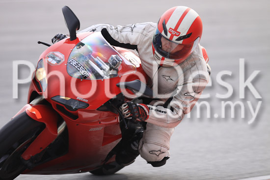 01_101029_00381_RevClubTrackDay