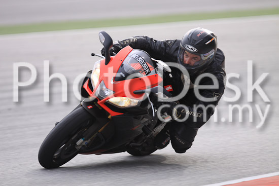 01_101029_00383_RevClubTrackDay