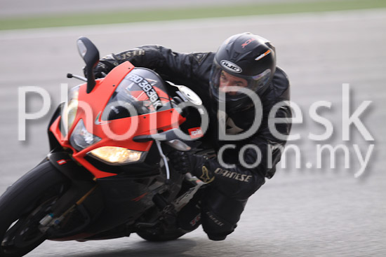 01_101029_00384_RevClubTrackDay