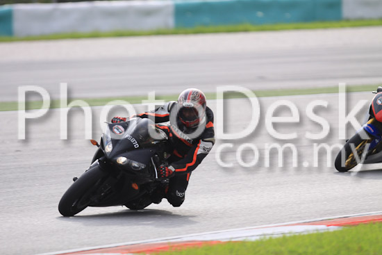 01_101029_00389_RevClubTrackDay