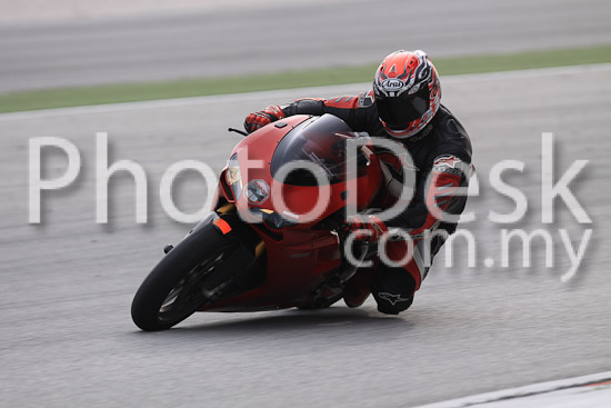 01_101029_00399_RevClubTrackDay