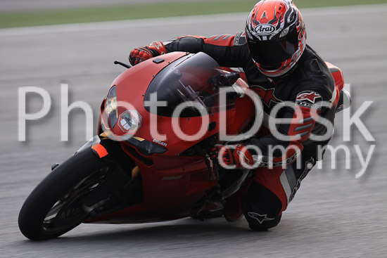 01_101029_00401_RevClubTrackDay